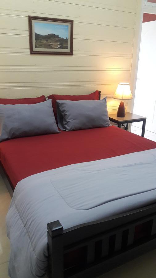 Savika Guesthouse Ранонг Экстерьер фото