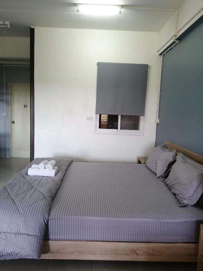 Savika Guesthouse Ранонг Экстерьер фото