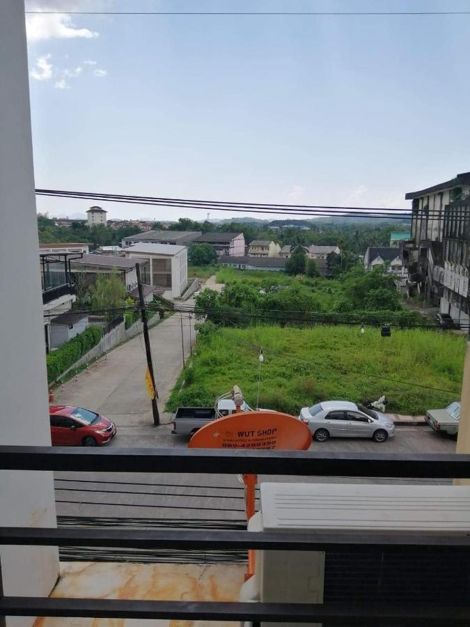 Savika Guesthouse Ранонг Экстерьер фото