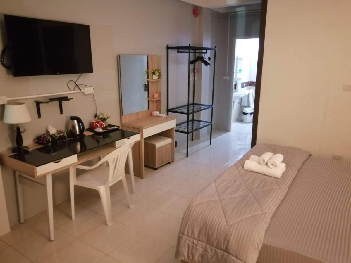 Savika Guesthouse Ранонг Экстерьер фото